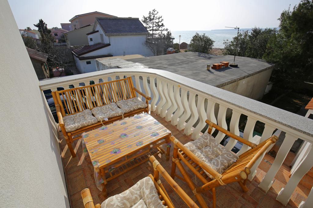 Apartments Tina P Vir Exterior foto