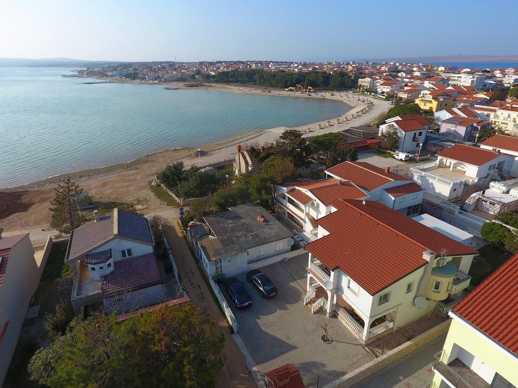 Apartments Tina P Vir Exterior foto